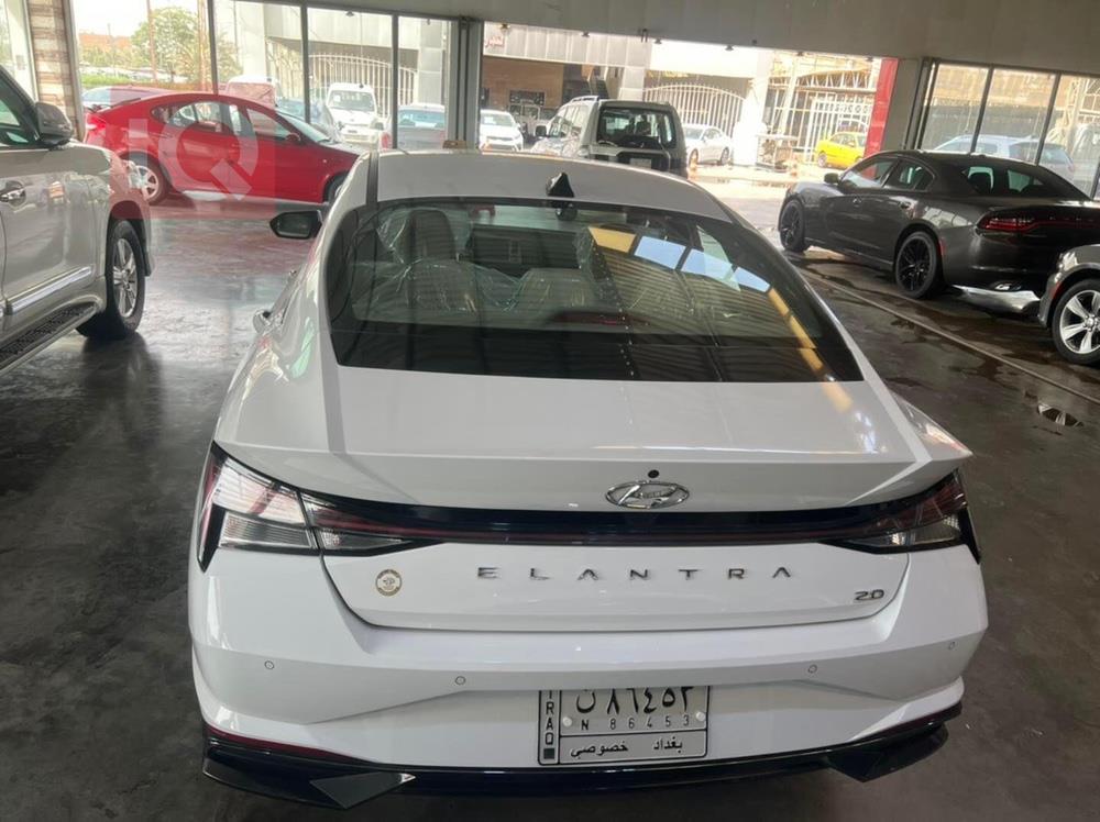 هیوندای ئەلەنترا